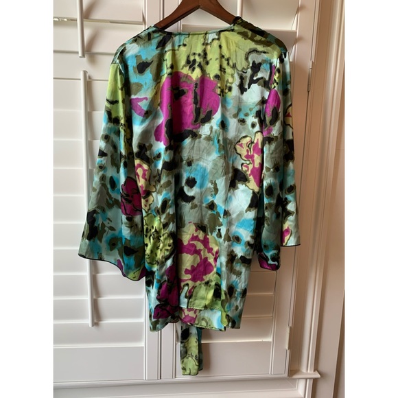 Lane Bryant floral satin robe/ blouse size 26/28 - Picture 2 of 8